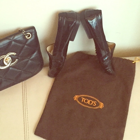 Tods Patent Leather Drivers