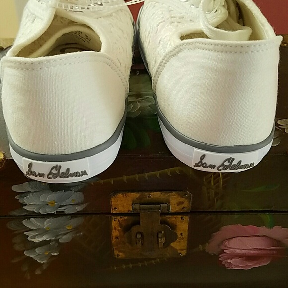 ***SOLD***SAM EDELMAN CROCHETED SNEAKERS - Picture 4 of 4