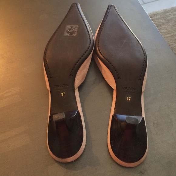 Prada kitten heels - Picture 3 of 4