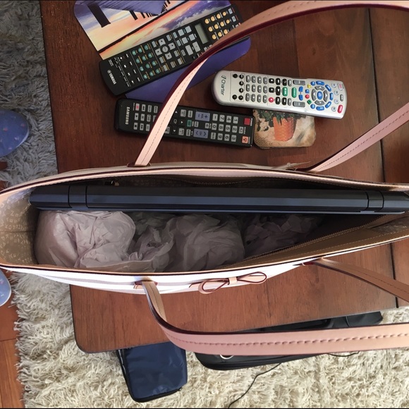 Kate Spade Sawyer Street Margareta Tote - Picture 4 of 4