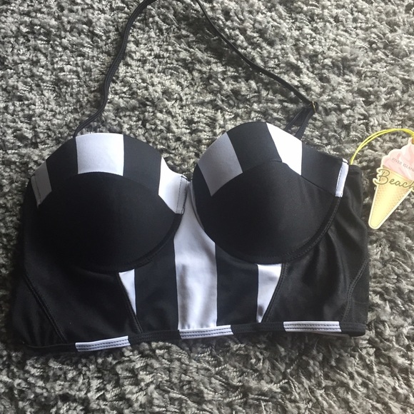 😍 NWT River Island Bikini Top! GREAT 4 SUMMER! 👙 - Picture 2 of 4