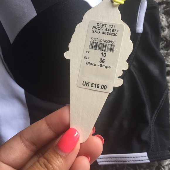 😍 NWT River Island Bikini Top! GREAT 4 SUMMER! 👙 - Picture 3 of 4