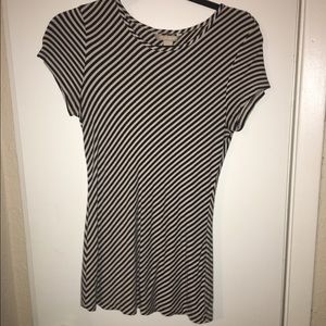 Banana republic - scoop neck top