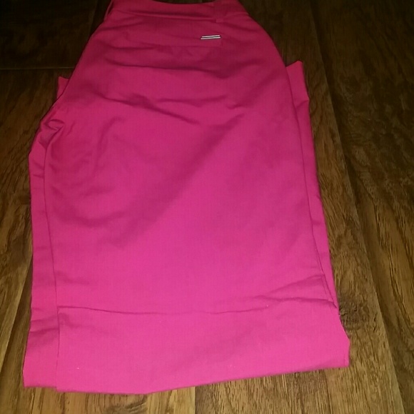 New york and company pink pants in great shape!