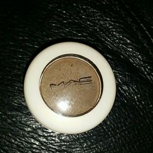 Authentic MAC eyeshadow limited edition SATURNAL