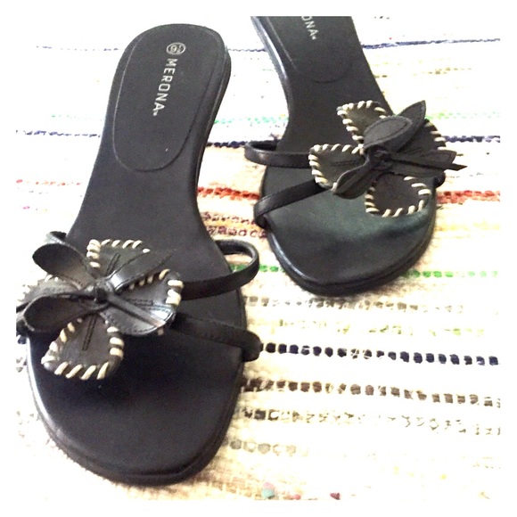 Fashion sandals size 9.5