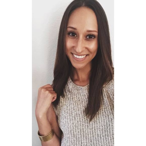 Meet your Posher, Sara - Picture 1 of 1