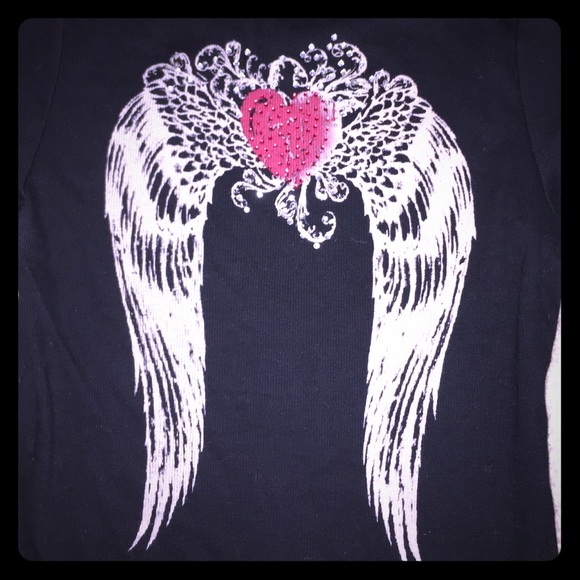 Angel wings tee!