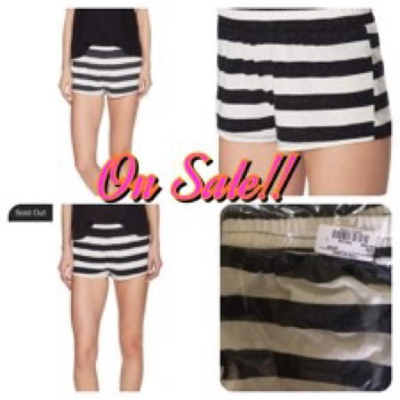 NYTT Indira striped shorts