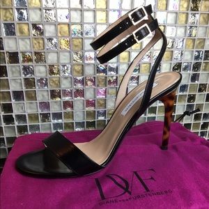 DVF Vera black calf sandals size 9
