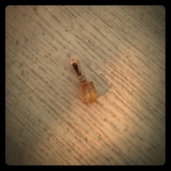 Citrin diamond pendant - Picture 2 of 5