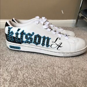 🎉HP🎉LA Kitson Sneakers