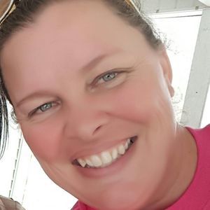 Meet your Posher, Carrie