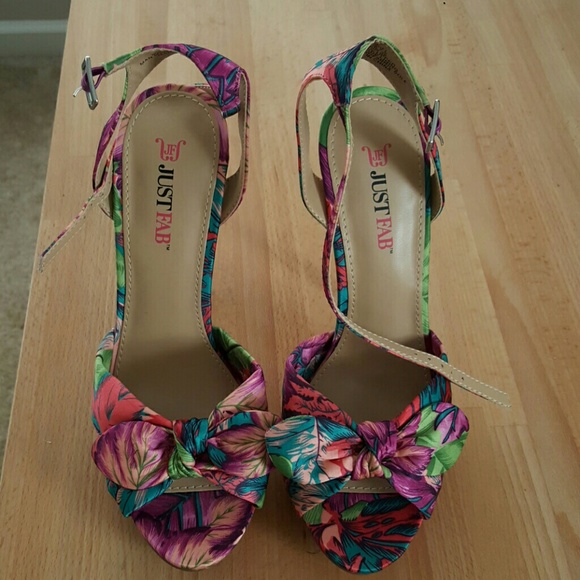 Just Fab sandals