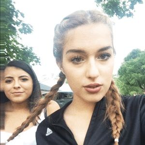 Meet your Posher, Alyssa