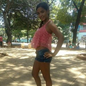 Meet your Posher, Yara