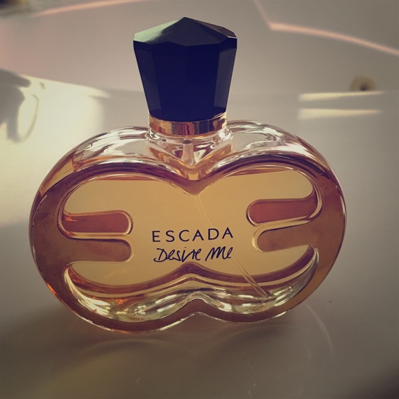 ESCADA Desire Me Perfume
