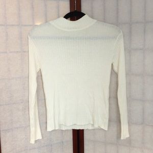 Vintage The Limited white turtleneck. Size S.