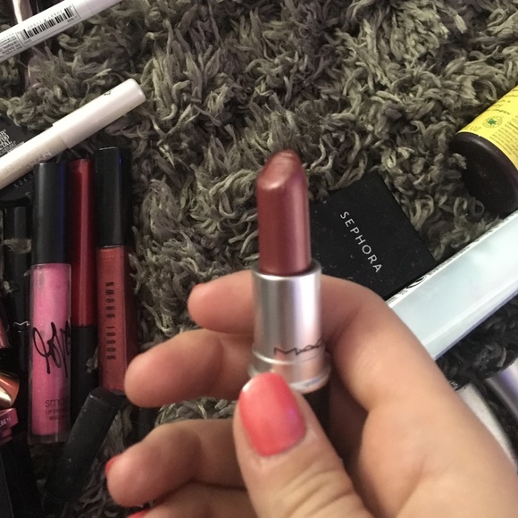 mac sophisto lipstick