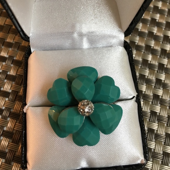Beautiful Turquoise Ring - Picture 2 of 2