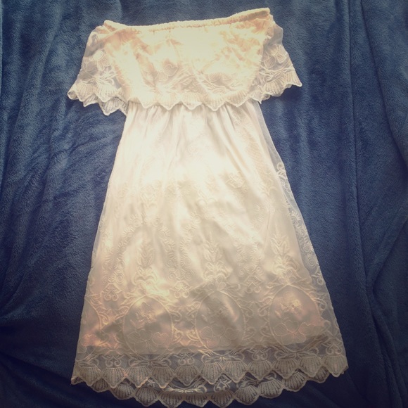 Strapless lace dress