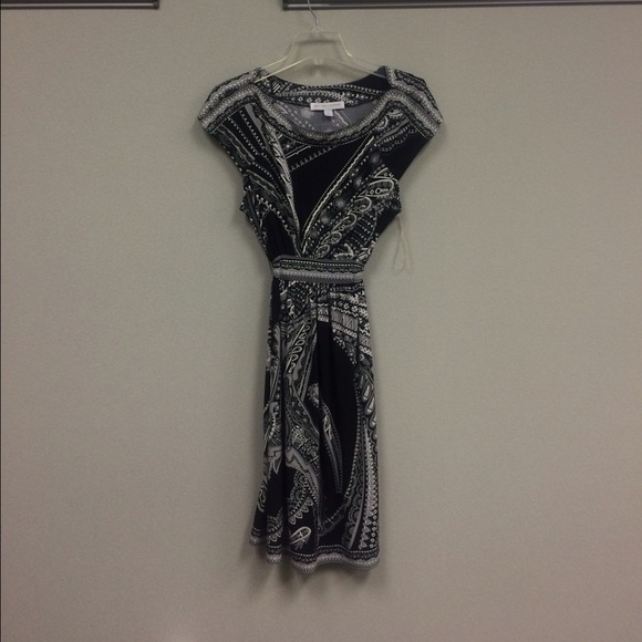 *SALE*New York & Company black and gray dress