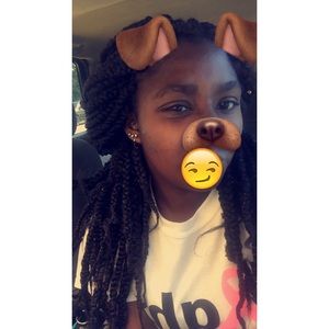 Meet your Posher, Tia