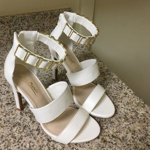White Pumps with gold strap