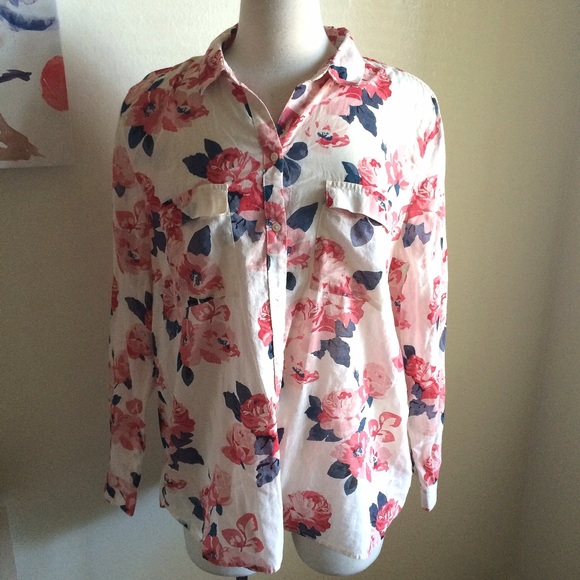 GAP Tops - GAP blouse