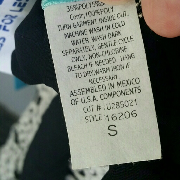 Black and white lace peplum top - Picture 4 of 4