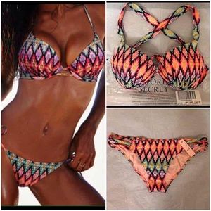 32D 34C 34D Victoria's Secret bikini top