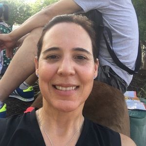 Meet your Posher, Monica
