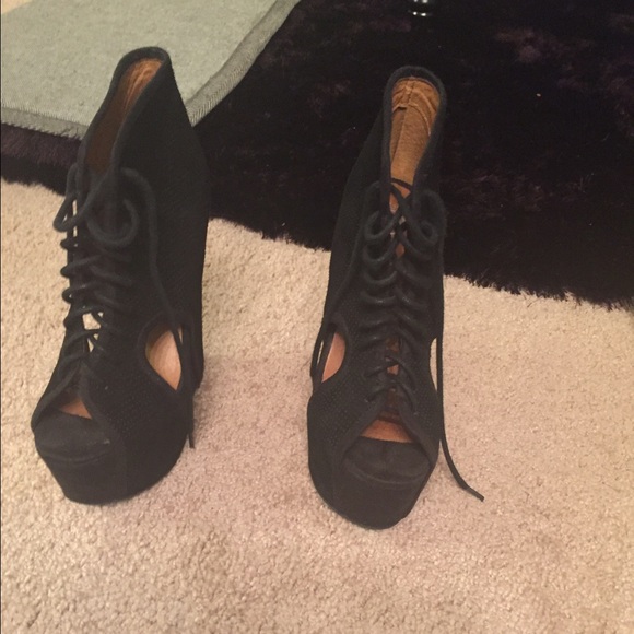 Jeffery Campbell wedges..all black gently used