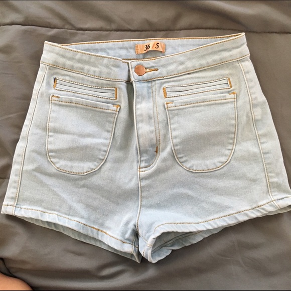 Light wash High Waisted Shorts
