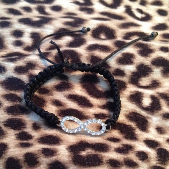Adjustable infinity bracelet/anklet