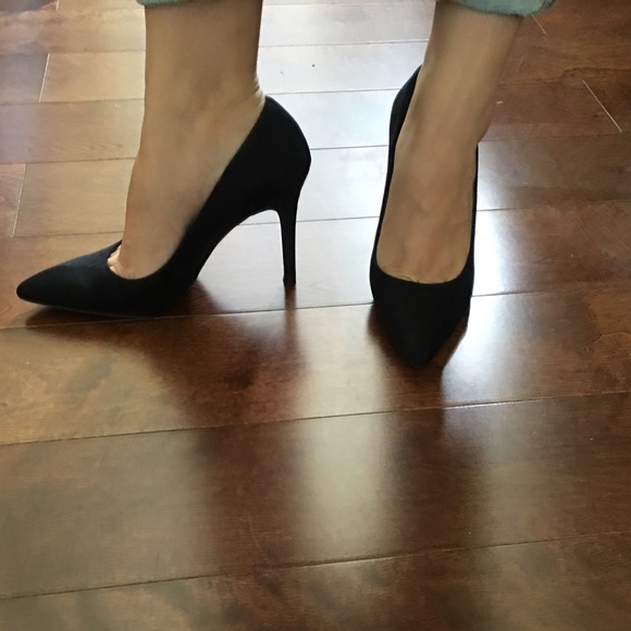 Point heels