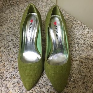 Green Pumps