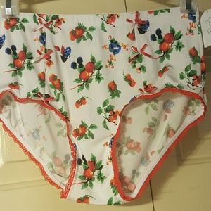 Jessica Simpson high waist retro style panties