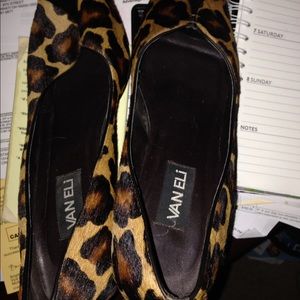 Vanely animal print heels