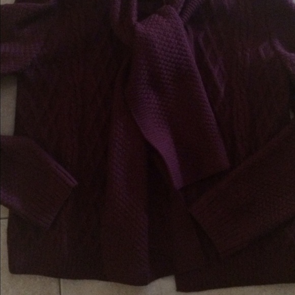 sweater cardigan w/scarf all in one! St. John brand NWT - Picture 2 of 4