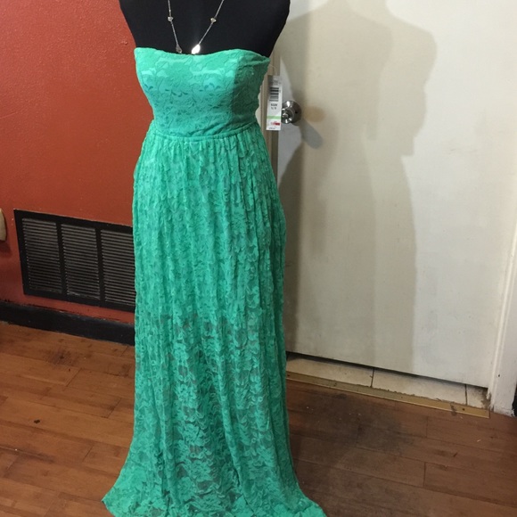Long lace dress