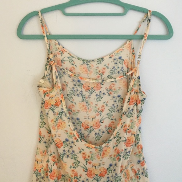 Romper - Picture 3 of 4
