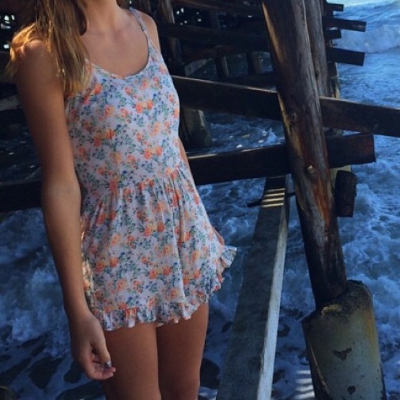 Romper - Picture 4 of 4