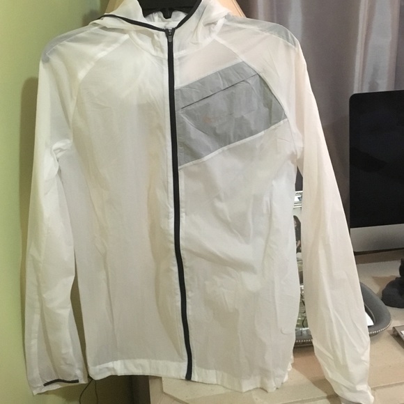 Nike wind breaker