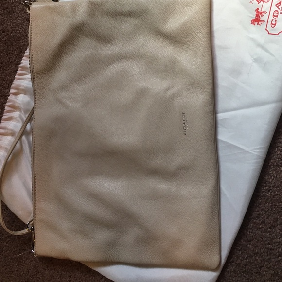 Purse - Picture 2 of 3