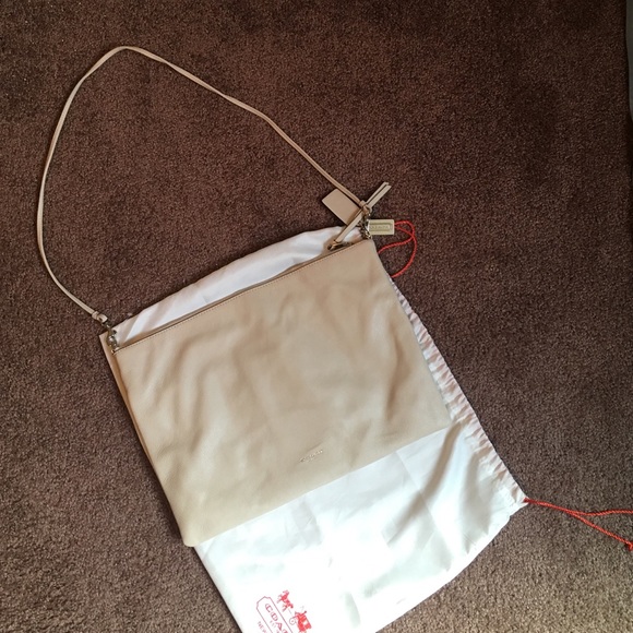 Purse - Picture 3 of 3