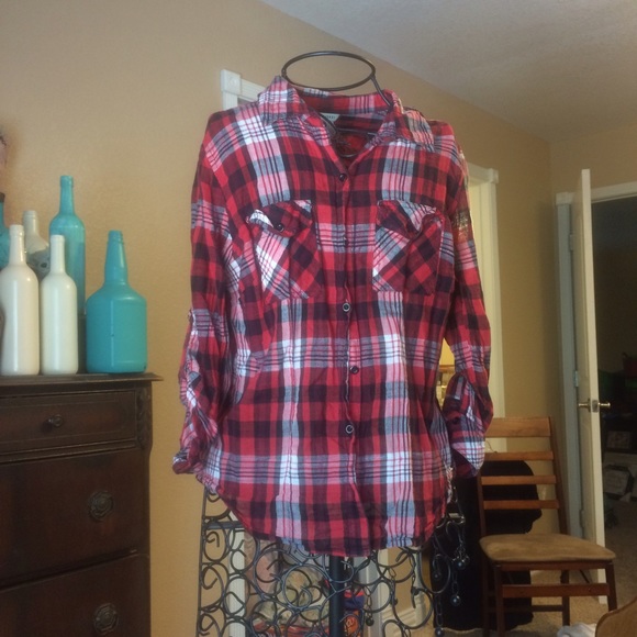 Classic Fitted Flannel - Picture 2 of 4