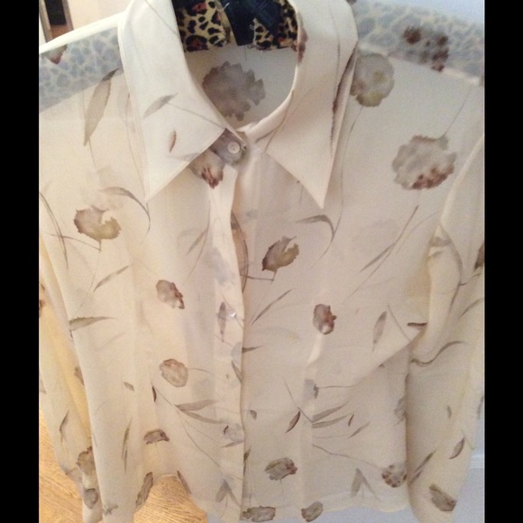 TAHARI cream silk blouse, elegance taupe design - Picture 1 of 4