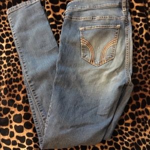 Hollister size 9 jeans