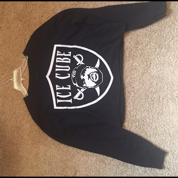 Shirt - Picture 2 of 2